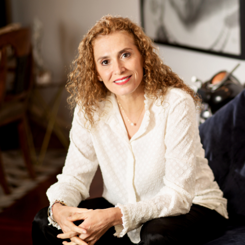 Cecilia O'Neill, experta y árbitra legal